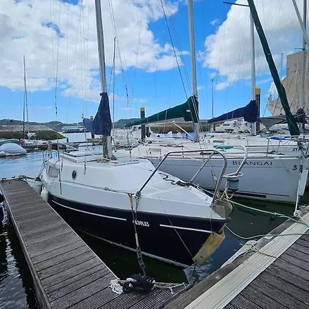 Úszó hotel Classic Boat 25 Belem