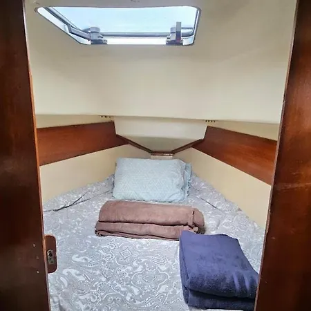 Classic Boat 25 Belem