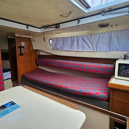 Úszó hotel Classic Boat 25 Belem Lisboa