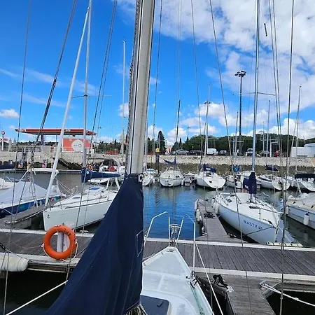 Úszó hotel Classic Boat 25 Belem